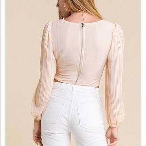 Huxley + Harper twisted top